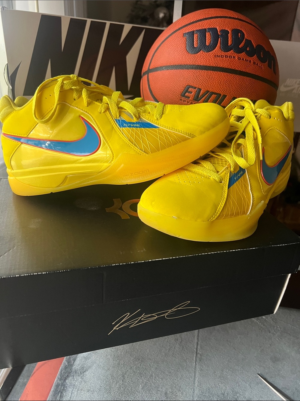 Nike Zoom KD 3 Retro Christmas Yellow Blue Men's Size 9 With OG Box
